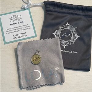 LOLA Sterling Silver charm with gold plated center Mother & Son
